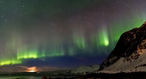 Български фотографи снимаха Северното сияние /галерия/