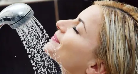 Лекари съветват да се къпем на 2-3 дни