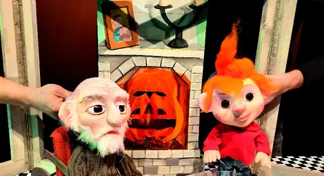 Русенският куклен театър кани на втората премиера на приказката за топлината и семейството "Туп - туп" /галерия/