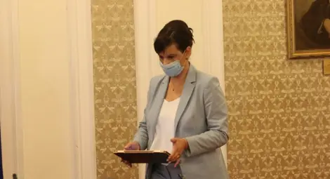 Проектът за нова Конституция е в парламента, ГЕРБ започва консултации Проектът за нова Конституция е в парламента, ГЕРБ започва консултации