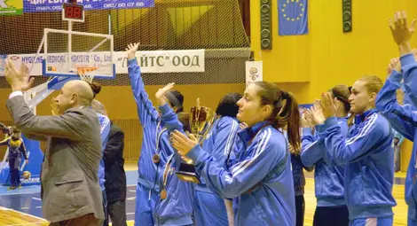 Доброто старо време, когато Русе бе фактор в женския баскетбол.           Снимка: Архив &bdquo;Утро&ldquo;