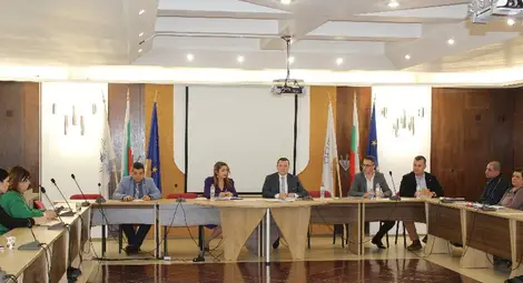 Нов Обществен съвет по икономически въпроси ще има право да предлага местни референдуми