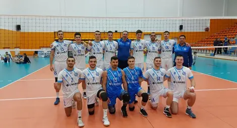 Волейболистите засенчиха &bdquo;Звездец&ldquo; с 3:0 в първия четвъртфинален плейоф