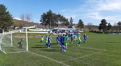 Батин превзе върха с късна драма срещу Екзарх Йосиф