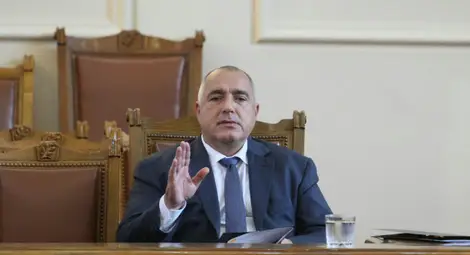 Борисов се оплака от Спартана: Пътува бавно, бръмчи много, но за един път става