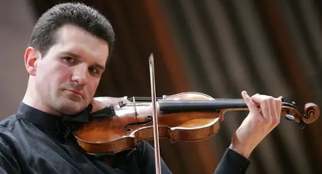 Светлин Русев свири днес "Циганката"  под палката на Найден Тодоров в Русе