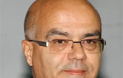 Как тихо уволниха шефа на военното разузнаване