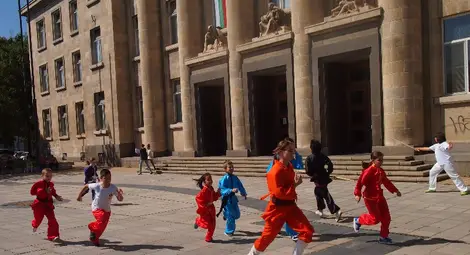 Шах и танци на открито  показаха от Младежкия дом 