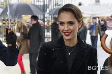 Неустоимата Джесика Алба: И аз имам целулит Неустоимата Джесика Алба: И аз имам целулит