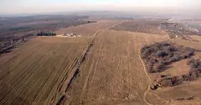 Зачестяват покупките на идеални  части от земеделски земи