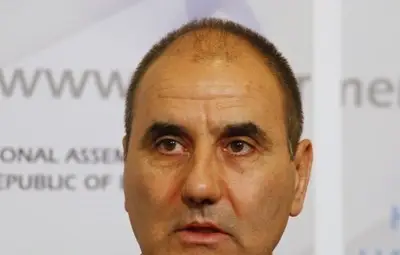 Цветанов: Чакаме Борисов да решим заедно с патриотите за Петкова