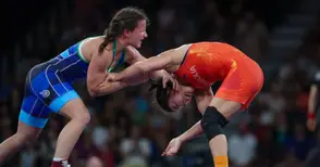 Биляна и Юлияна в борба за точки в световната ранглиста