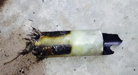 Вижте как противоградна ракета помля кола на студентка /галерия/