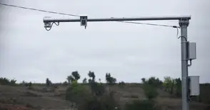 Монтират първата стационарна камера  за ТОЛ контрол край Пейчиново