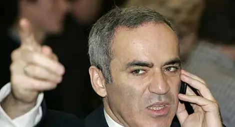 Каспаров поиска хъравтско гражданство