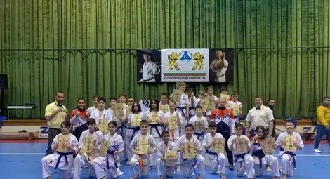 Каратистите на &bdquo;Ипон&ldquo;  печелят 27 медала в Габрово