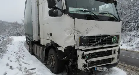 Баща и дъщеря са поредните жертви на черния път Русе-Бяла