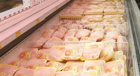 Пилешкото поскъпва в Русе, цената му в страната пада