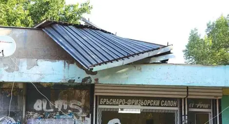 46 литра дъжд на квадрат и вятър  100 км/час съсипаха Русе за 90 минути