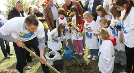 Бареков: Дебатът ми със Станишев ще бъде политическото шоу на сезона
