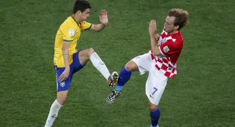 Ракитич: Съдията унищожи труда ни Ракитич: Съдията унищожи труда ни