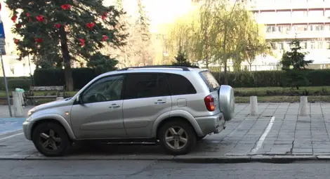 Промениха отнемането на контролни точки при неправилно паркиране