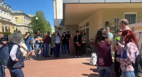 Първото съобщение за прочутото Боровско съкровище - тракторист намерил "тенекийки с изображения"