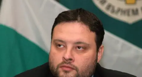 Чуколов: Целият сектор &bdquo;енергетика" да мине в държавни ръце