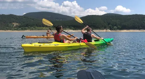 Гребци на &bdquo;Локо&ldquo; в стартове към националните екипи