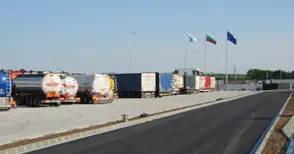 „Тир паркинг Русе“ не предлагал паркиране, а организация на трафика и съпътстващ престой