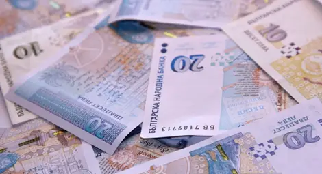 Задържаха адвокатка, измамила председател на ТЕЛК