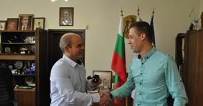 Златна значка връчи кметът на хореографа Богдан Донев