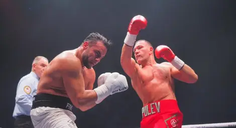 Лаиците: Смешен мач на Пулев. Спецовете: Уважение за Кубрат