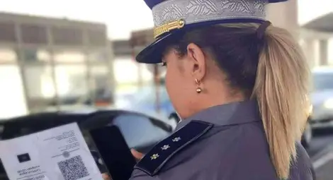 Бременна в осмия месец сирийка заловена да върви пеш по Дунав мост