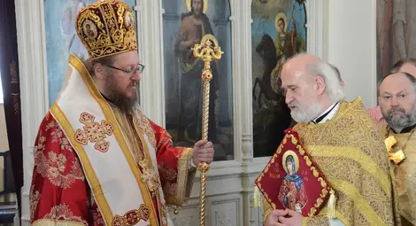 Отец Стефан отново оглави настоятелството на &bdquo;Св.Николай&ldquo;