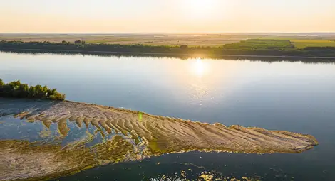 Суровото предупреждение  като красива импресия