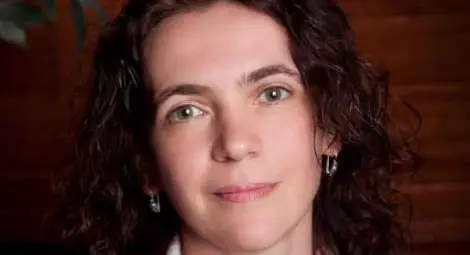 "Хермес" кани на премиерите на &bdquo;Гатанки от небето&ldquo; от Ивинела Самуилова във Велико Търново и Русе