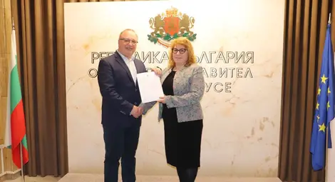 На над 350&nbsp;000 сигнала са реагирали от Районен център 112 в Русе  през изминалата година. 155 от тях са неверните