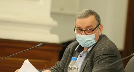 Проф. Кантарджиев: Няма да се поколебаем да купим и друга ваксина Проф. Кантарджиев: Няма да се поколебаем да купим и друга ваксина