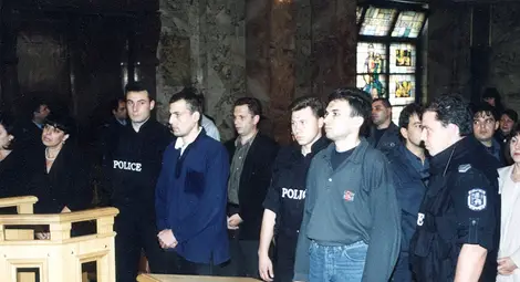 Серийният убиец Пламен Радков осъди България заради разпит с белезници Серийният убиец Пламен Радков осъди България заради разпит с белезници