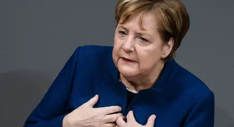 Меркел посетила Навални в болницата в Берлин