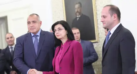 ГЕРБ и РБ подписаха за правителство ГЕРБ и РБ подписаха за правителство