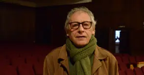 Рашко Младенов се връща към младежката си страст - пианото