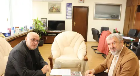 Лек ръст на заболелите от грип и остри респираторни заболявания отчитат властите в Русенско, областта остава в предепидемична обстановка Лек ръст на заболелите от грип и остри респираторни заболявания отчитат властите в Русенско, областта остава в предепидемична обстановка