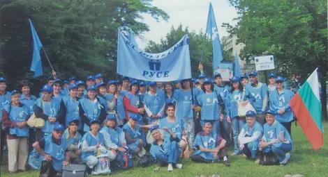 Мария Александрова с русенски синдикални членове от Национален протестен митинг на КТ „Подкрепа“. Мария Александрова с русенски синдикални членове от Национален протестен митинг на КТ „Подкрепа“.