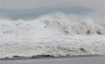 Баща остави дъщеря си да се удави в Дубай, за да не я докосват непознати мъже