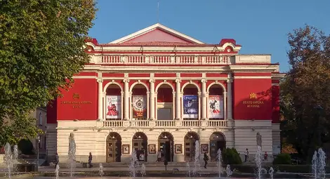 „Мефистофел“ с първа премиера през март, втората е на Мартенските през септември „Мефистофел“ с първа премиера през март, втората е на Мартенските през септември