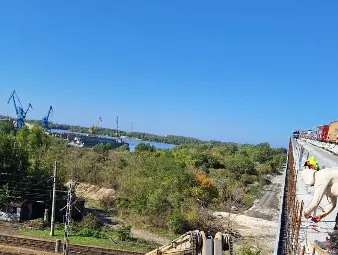 195 стоманобетонни панела са изработени досега за ремонта на Дунав мост при Русе