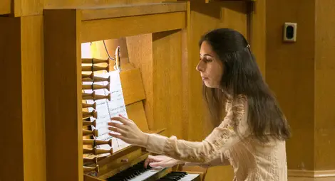 Благовеста Ангелова преди “Органовия концерт на свещи” в зала "Филхармония": За Русе сме избрали много силна програма Благовеста Ангелова преди “Органовия концерт на свещи” в зала "Филхармония": За Русе сме избрали много силна програма