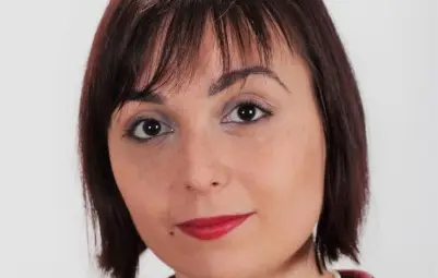 Нора Стоянова